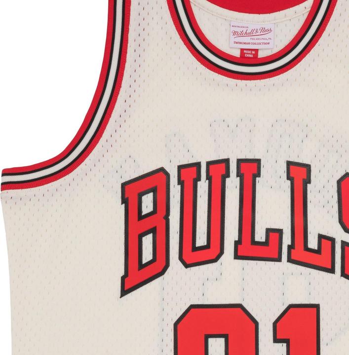 Produktbild Mitchell & Ness NBA Chicago Bulls Dennis Rodman Off White Team Color Swingman Trikot Herren (M)