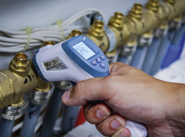 Image du produit BGS Thermomètre infrarouge frontal pour la fièvre, sans contact, 0-100°C (Front, Sans contact)