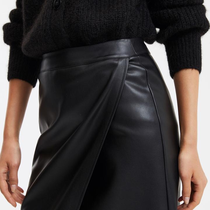 Actual product image La Redoute Collections Straight skirt in faux leather (36)