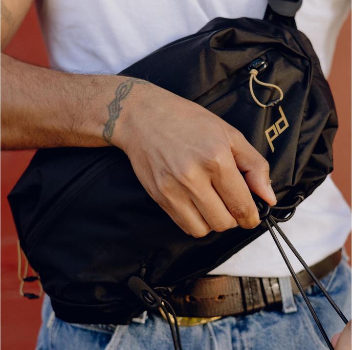 Actual product image Peak Design Outdoor Sling 7L (Camera shoulder bag, 7.50 l)