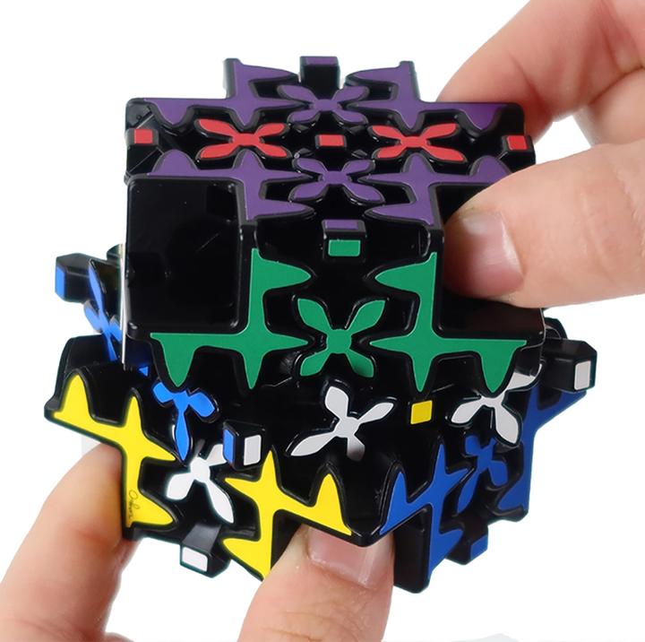 Actual product image Recent Toys Maltese Gear (German, French)