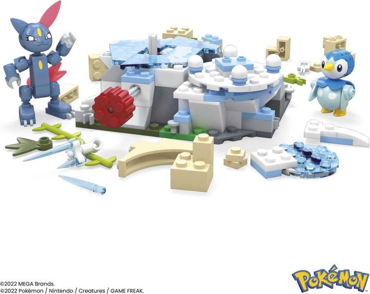 Actual product image Mega Construx Pokémon Piplup and Sneasel's Snow Day