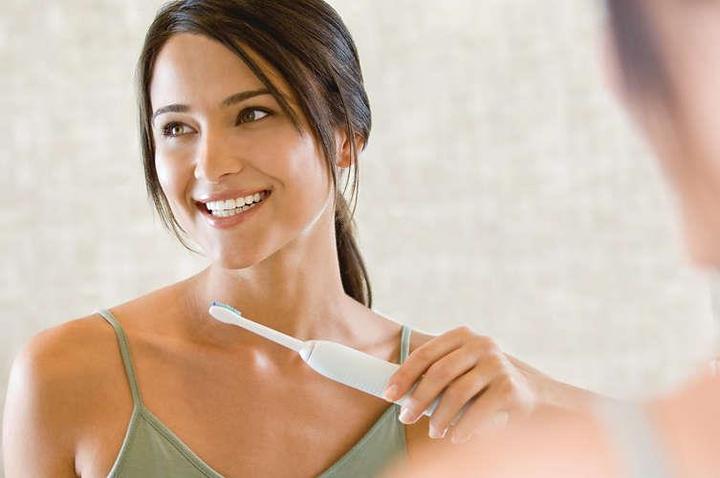 Produktbild Philips Sonicare Sonicare HealthyWhite (Schallzahnbürste)