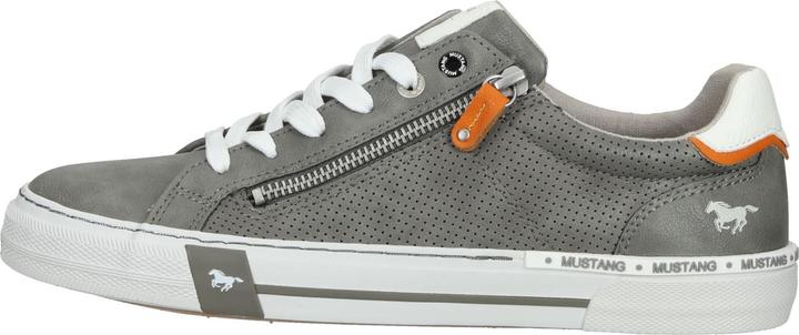 Image du produit Mustang Cette chaussure à lacets très tendance est un must have de la saison. La chaussure est dotée d'une (42)