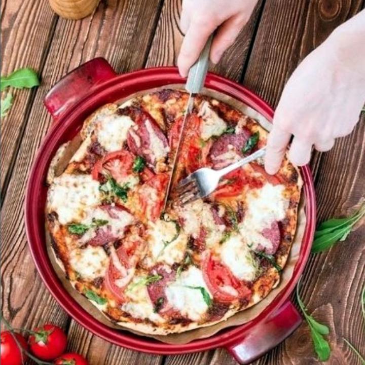 Actual product image Emile Henry Pizza Stone Ø 36.5 cm Round, Red
