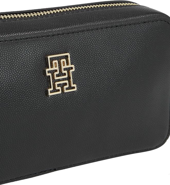 Actual product image Tommy Hilfiger Shoulder Bag TH Timeless Chain Camera Bag FA23