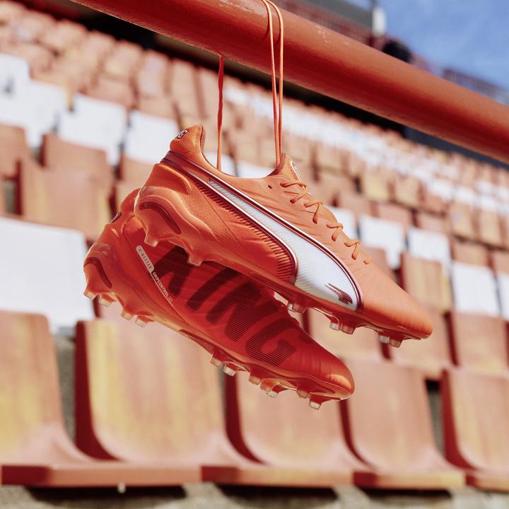 Actual product image Puma King Ultimate Fg/Ag (42.5)