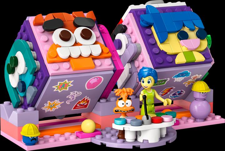 Actual product image LEGO Everything is upside down 2 mood cubes (43248, LEGO Disney)