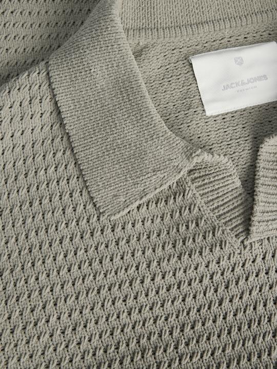 Produktbild Jack & Jones Jprlogan Knit Split Neck Styd Ss25 (L)