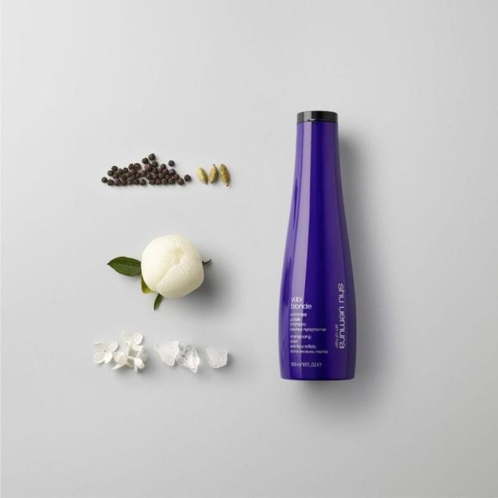 Produktbild Shu Uemura yūbi blonde Anti-Gelbstich Purple Shampoo (300 ml, Flüssiges Shampoo)