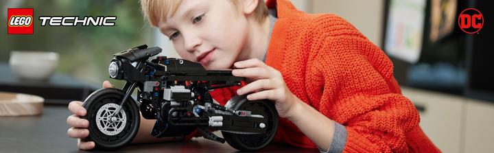 Actual product image LEGO The Batman - Batcycle (42155, LEGO Technic)