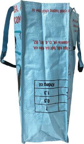 Produktbild Bekos Upcycling - Grosser Shopper aus recycelten Fischfuttersäcke hellblau