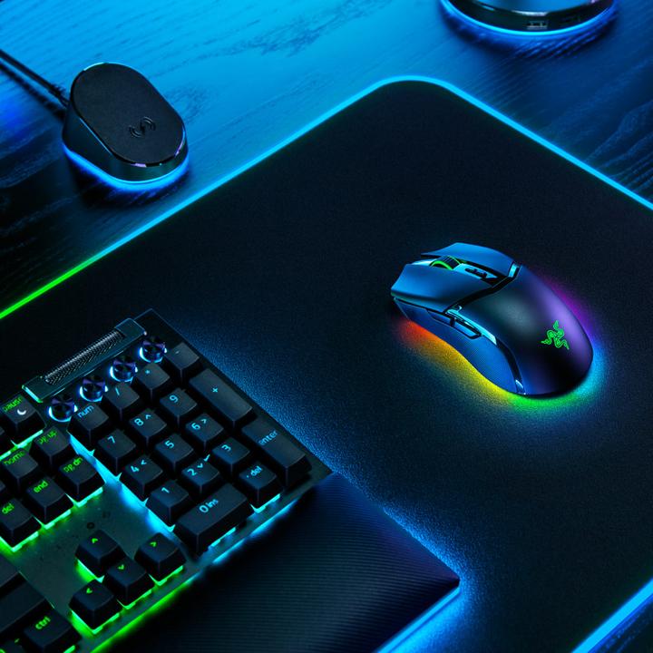 Actual product image Razer Cobra Pro (Wireless, Cable)