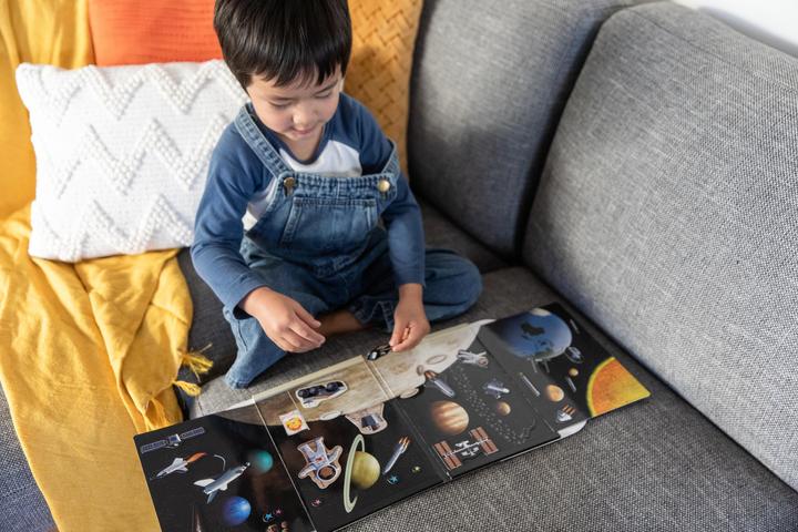 Produktbild Selecta Spielzeug Magna Carry – Space Explorer Magnetbuch