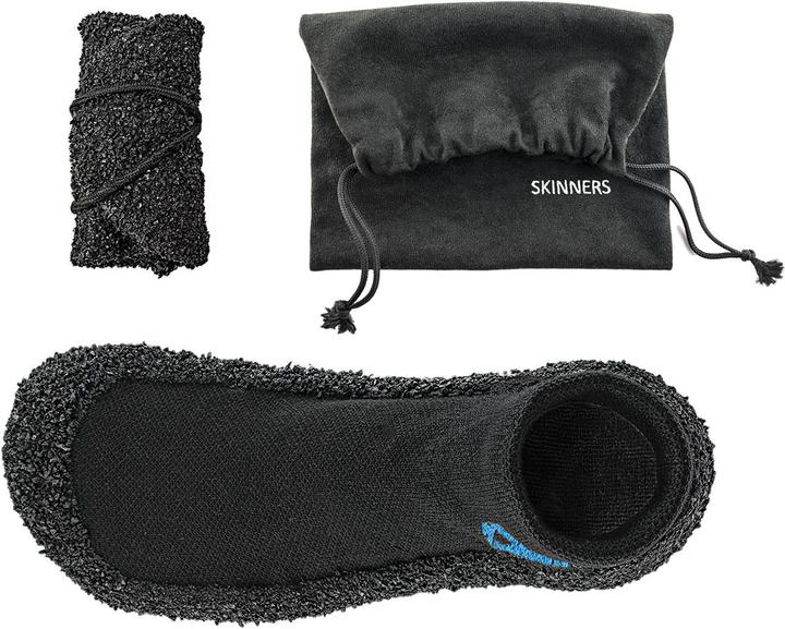 Actual product image Skinners Black (45 - 46)