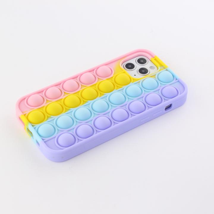 Produktbild PhoneLook Hülle Silikon Luftblasen Anti-Stress Regenbogen (Apple iPhone 12 Pro Max)
