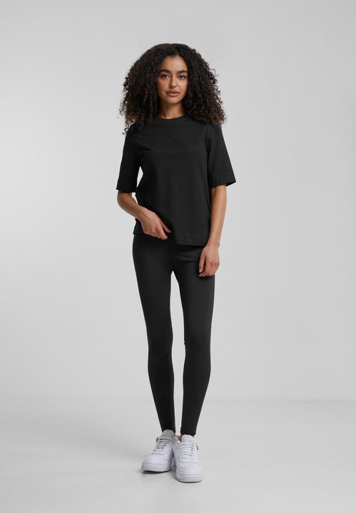 Actual product image Urban Classics Ladies Classy Tee - 137829 (XS)