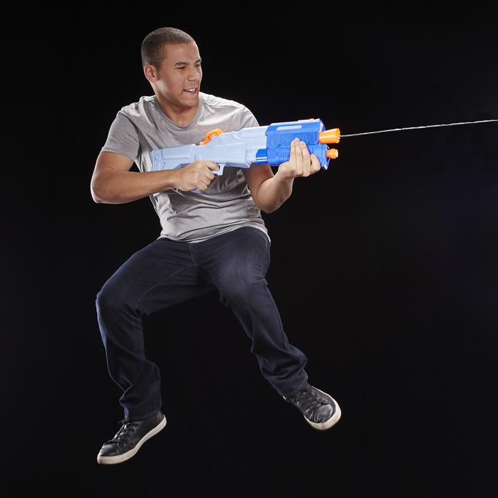 Actual product image Nerf Super Soaker Fortnite TS-R