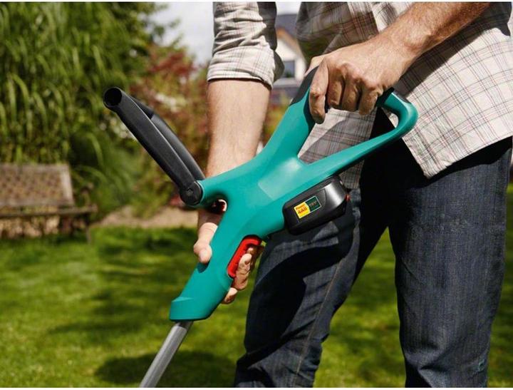 Produktbild Bosch Home & Garden Art 23-18 Li