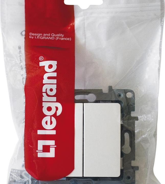 Legrand Niloe double-throw switch 664702 10AX with plug-in terminals without spreader claw
