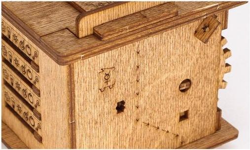 Actual product image iDventure Cluebox - Schrödinger's cat (German, French, English)