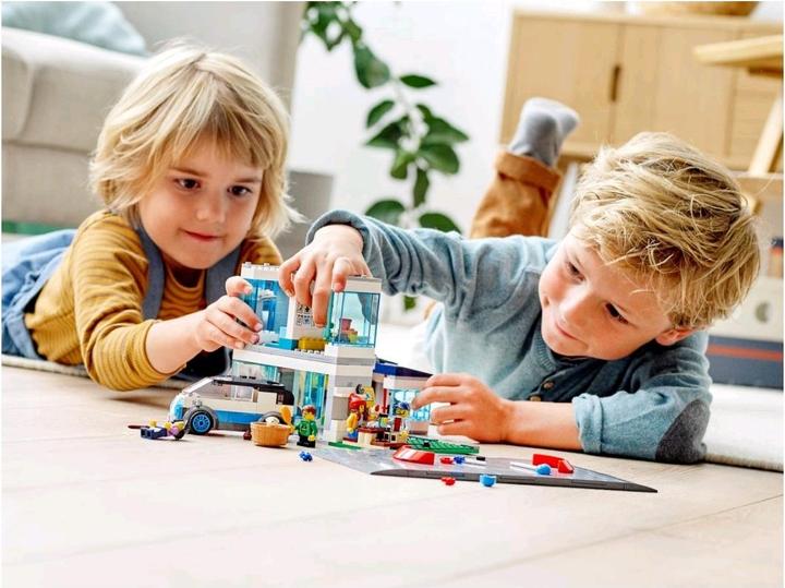 Immagine prodotto LEGO Moderna casa di famiglia (60291, LEGO City)