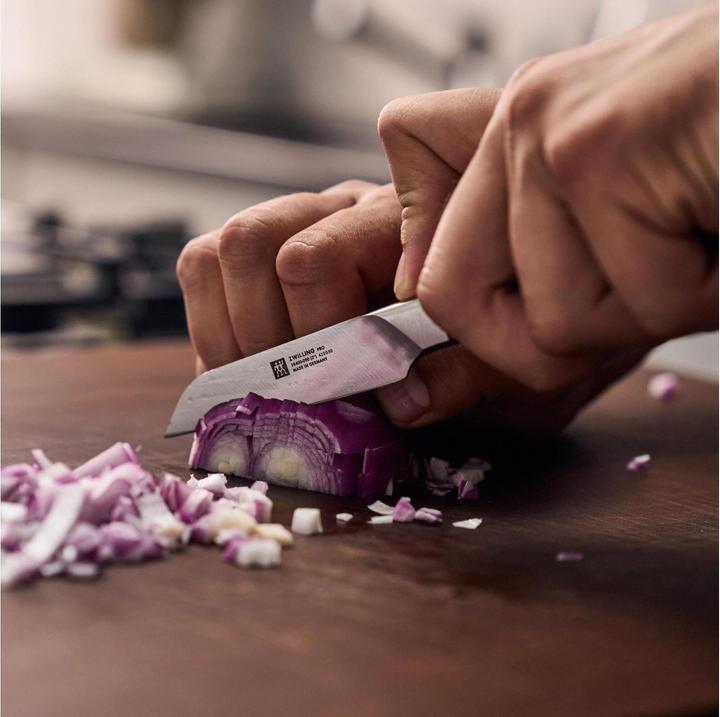 Produktbild Zwilling Pro Gemüsemesser (9 cm)