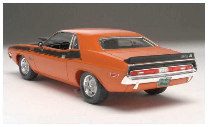 Produktbild Revell 70 Dodge Challenger 2n 1