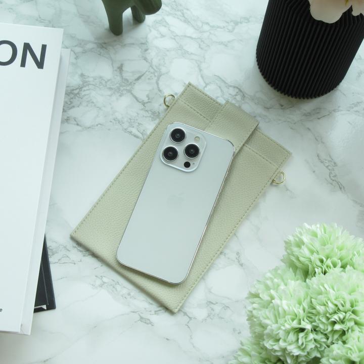 Actual product image PhoneLook Pochette à bandoulière universelle pour smartphone en cuir végétal avec lanière en cuir (végétal) Sa
