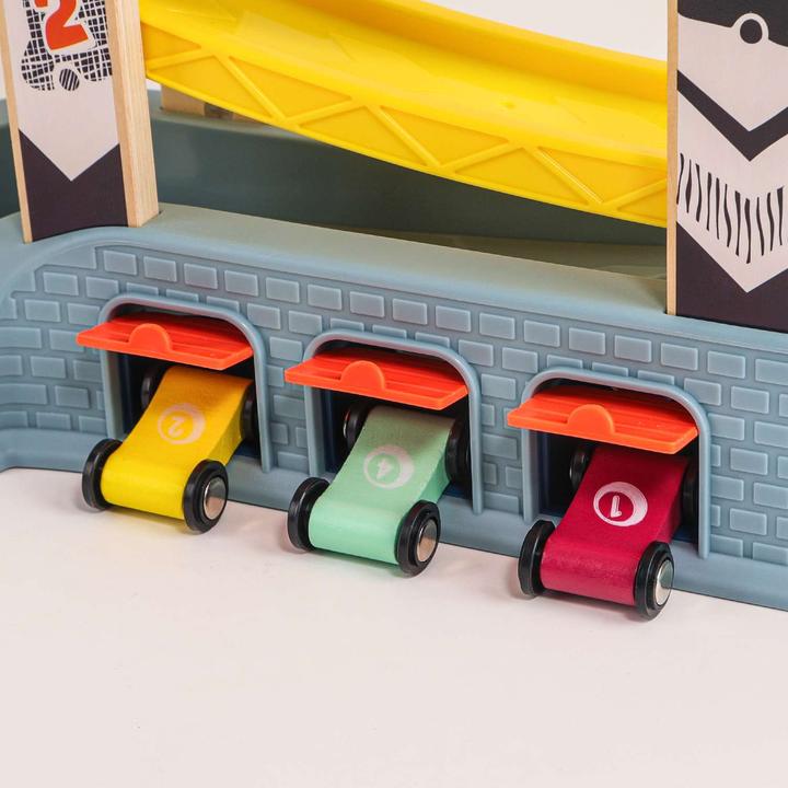 Immagine prodotto Topbright Toys Pista per auto (Sloveno, Portoghese, Italiano, Russo, Tedesco, Polacco, Francese, Olandese, Inglese, Spagnolo, Lituano, Norvegese, Rumeno, Bulgaro, Svedese, Croato, Finlandese)