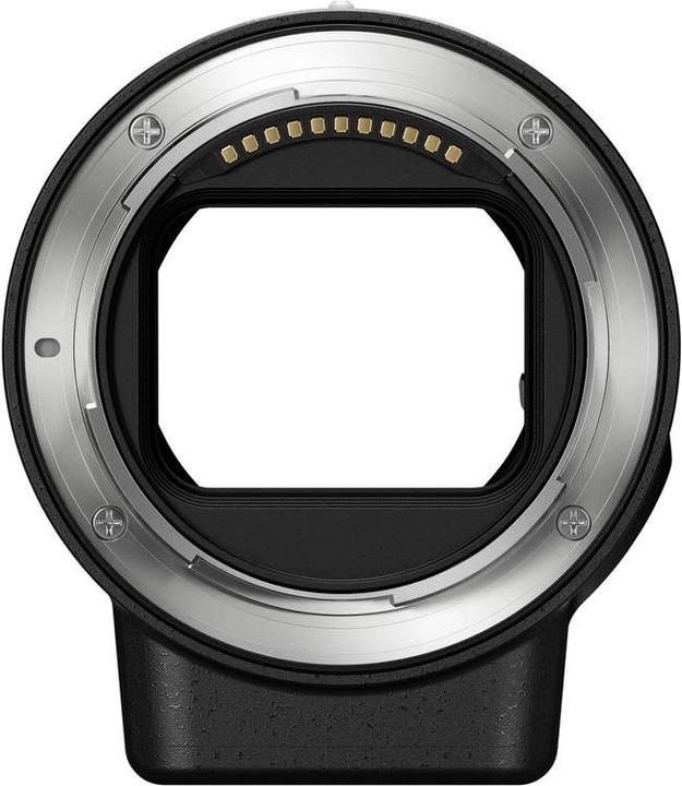 Immagine prodotto Nikon Z 7 Corpo e adattatore per obiettivi FTZ (45.70 Mpx, Full frame / FX)