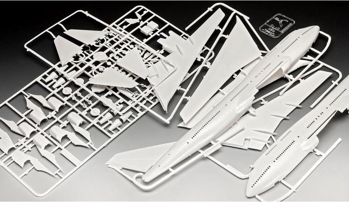 Produktbild Revell Boeing 747-400 Ed Force One