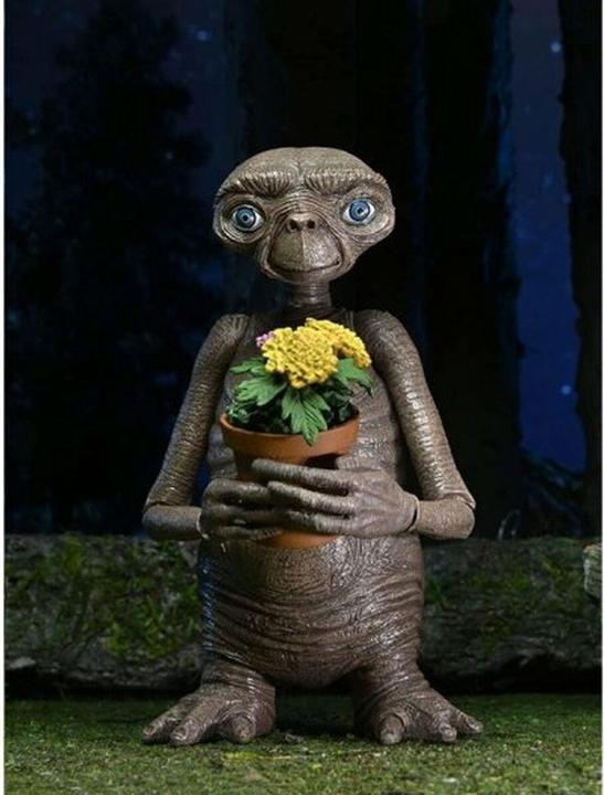 Actual product image Neca E.T. - The Extra-Terrestrial: Ultimate E.T.