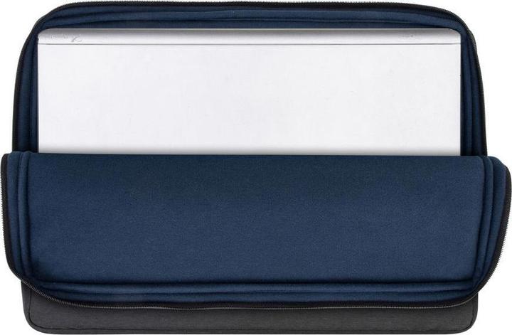 Actual product image Rivacase Hülle 7707 (17.30", Universal)