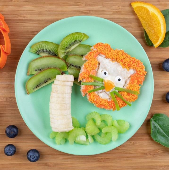 Image du produit Lunch Punch Paires d'emporte-pièces pour sandwichs Lion