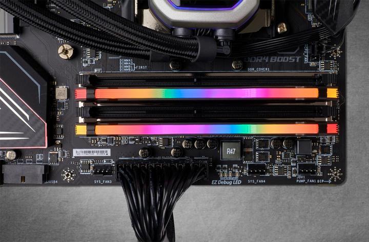Immagine prodotto Corsair Vengeance RGB Pro (2 x 32GB, 3200 MHz, DDR4-RAM, DIMM)