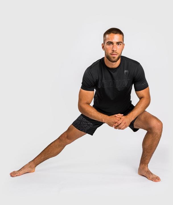 Produktbild Venum Classic Evo Dry Tech T-Shirt - Black/Black Reflective - XL (XL)
