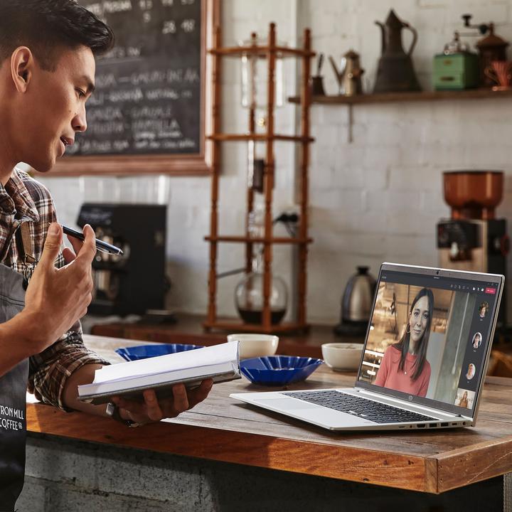 Produktbild HP ProBook 455 G9 (15.60", AMD Ryzen 7 5825U, 32 GB, 1000 GB, DE)
