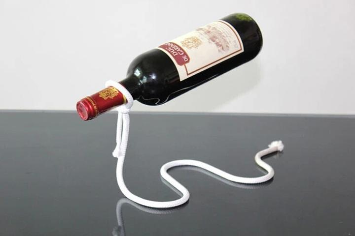 Produktbild PhoneLook Magischer Weinflaschenhalter aus Schnur für und Esszimmer (Weinflaschenhalter)