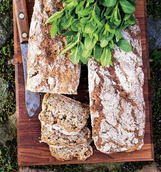 Produktbild Hygge Skandinavisches Brot. Einfache und leckere Rezepte für Brot, Brötchen und Aufstriche (Deutsch, Mette Ankarloo, 2017)
