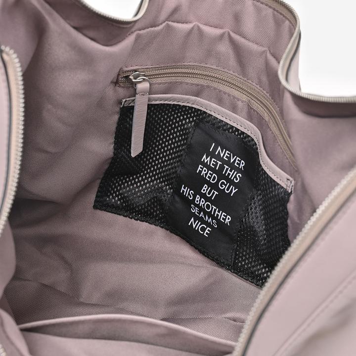 Produktbild FredsBruder Ginsberg Schultertasche Leder 36 cm