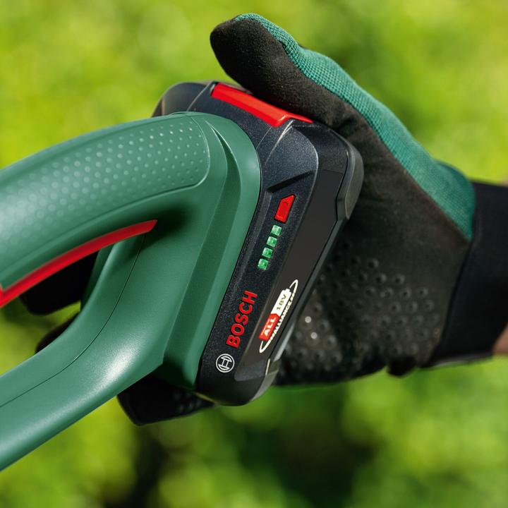 Actual product image Bosch Home & Garden UniversalGrassCut 18V-26-500 Solo cordless grass trimmer (Trim line)