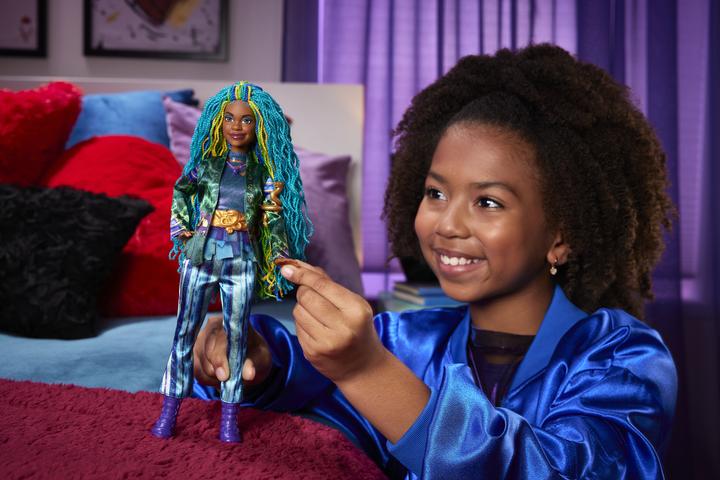Image du produit Mattel Disney Descendants: The Rise of Red, Uliana, Younger Sister of Ursula Doll