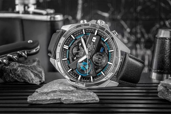 Produktbild Casio Edifice - EFR-556L-1AVUEF (Chronograph, 49 mm)