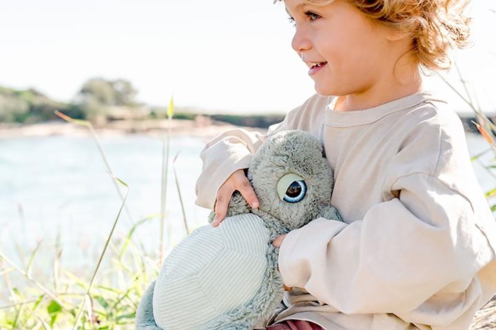 Immagine prodotto OB Designs Bambola tartaruga per bambini (33 cm)