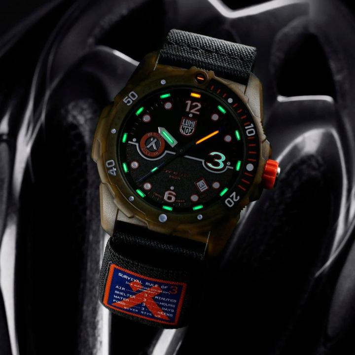 Image du produit Luminox Bear Grylls Survival 3720 Eco Series (Montre de plongée, 42 mm)