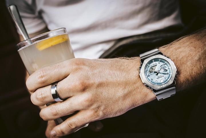 Produktbild G-Shock GM-2110D-2A (Chronograph, Digitaluhr, 44 mm)
