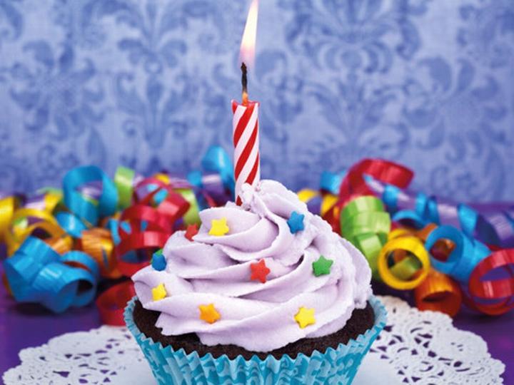 Image du produit Party Bougies magiques, couleurs assorties (12 pcs)