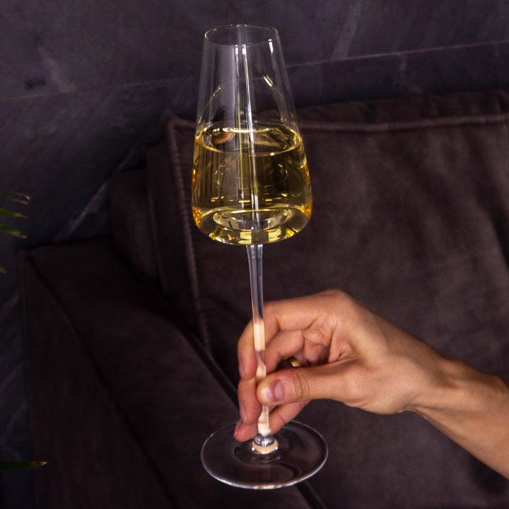 Immagine prodotto Intirilife Set di bicchieri da champagne 220ml (22 cl, 4 Occhiali, Bicchieri da champagne)