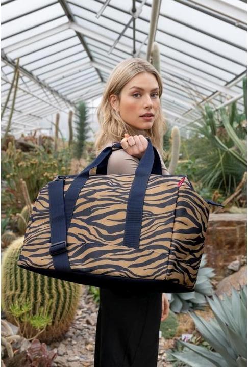 Actual product image reisenthel Shoulder Bag Allrounder L Sumatra